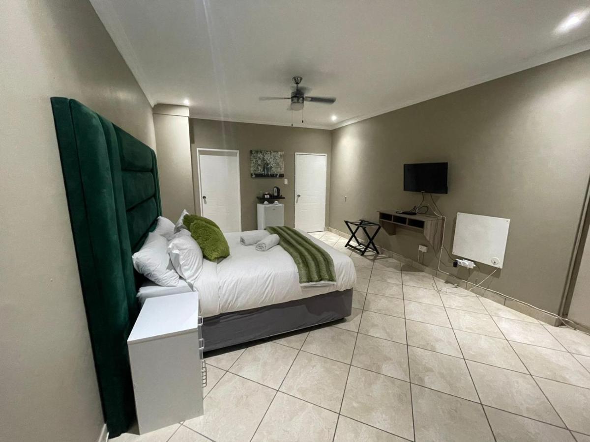 The Black Crown Hotell Hartbeespoort Eksteriør bilde