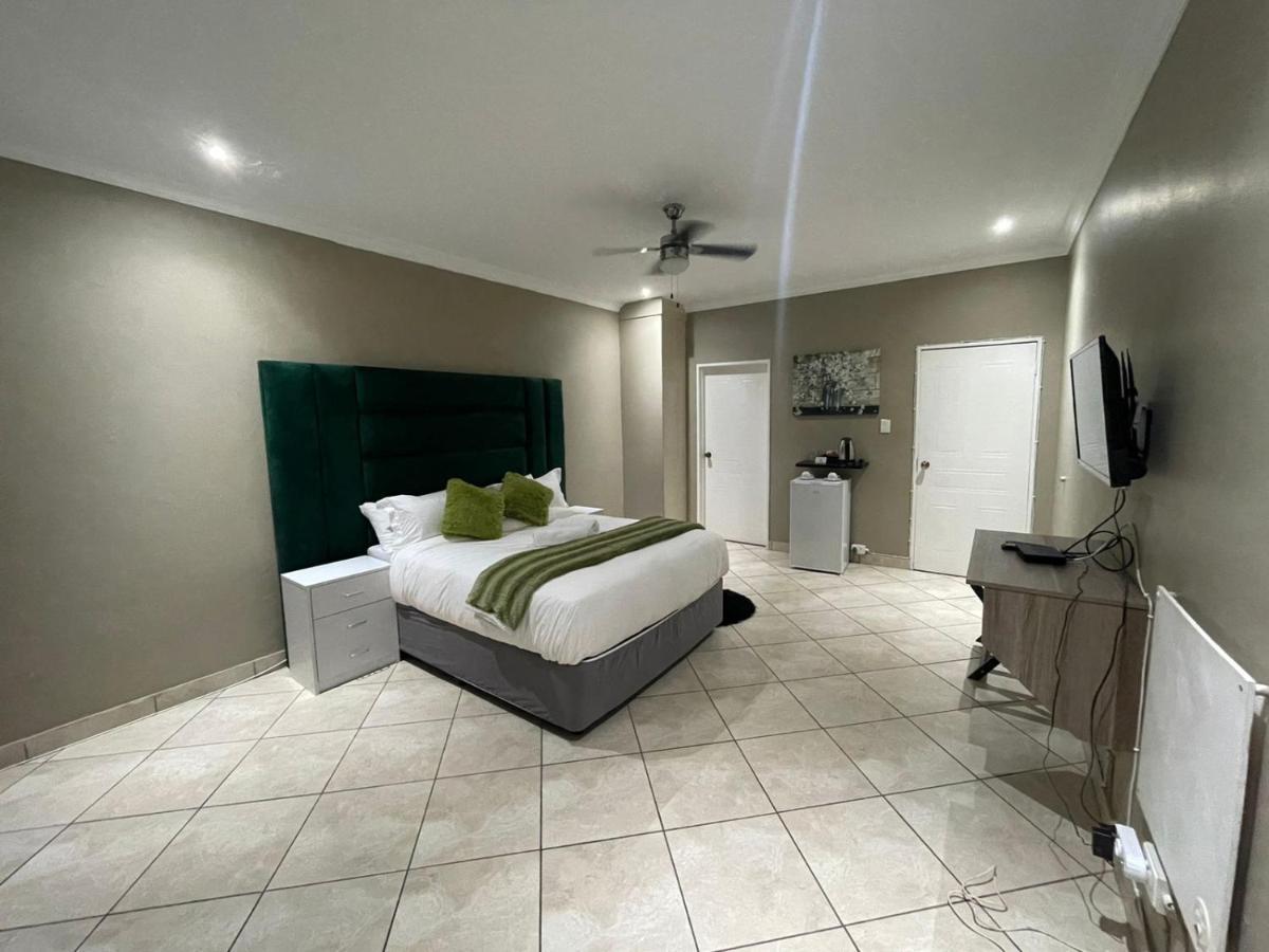 The Black Crown Hotell Hartbeespoort Eksteriør bilde