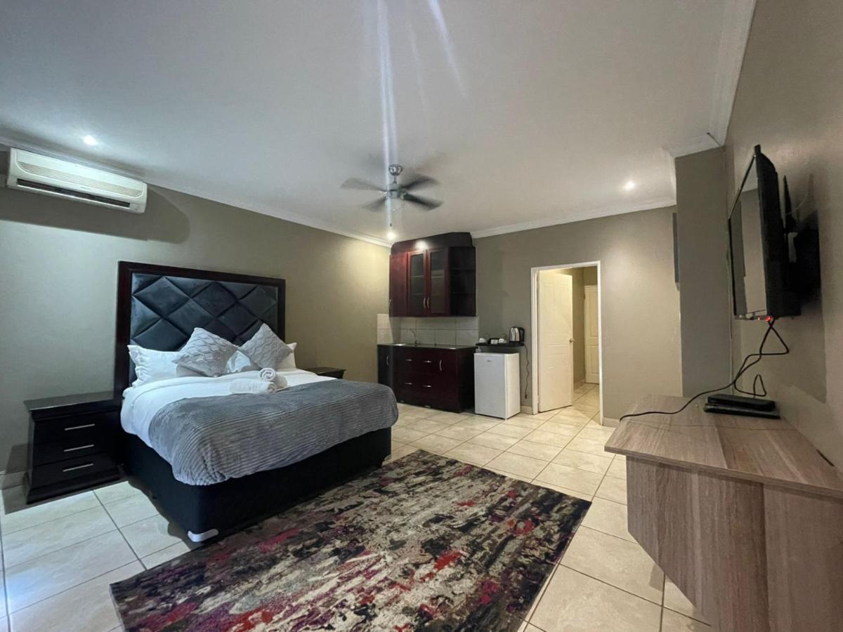 The Black Crown Hotell Hartbeespoort Eksteriør bilde